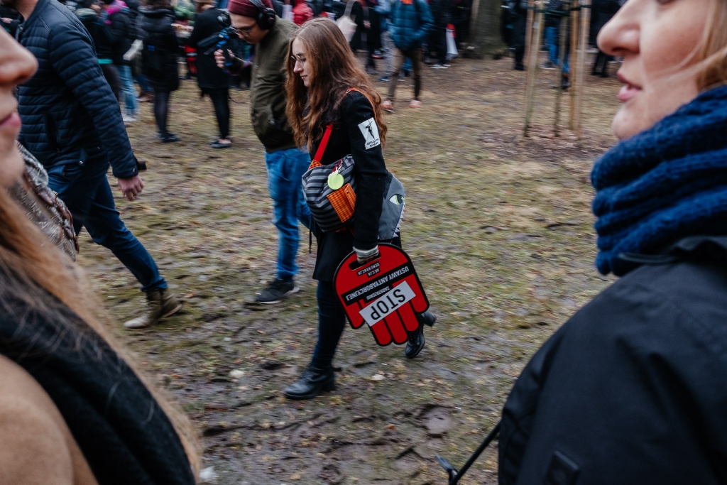 Czarny piątek w całej Polsce. Kobiety protestują przeciwko zaostrzeniu prawa aborcyjnego